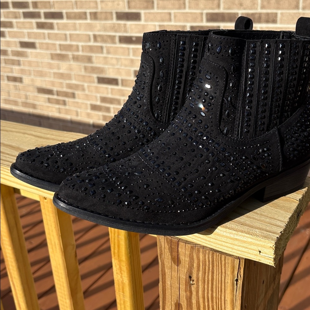 NIB Limelight booties.